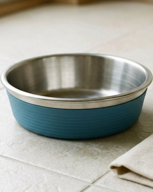 Jkwvd Rimstead Stainless Steel Pet Bowl Silicone Base 28 oz Sea Blue - Lifestyle view