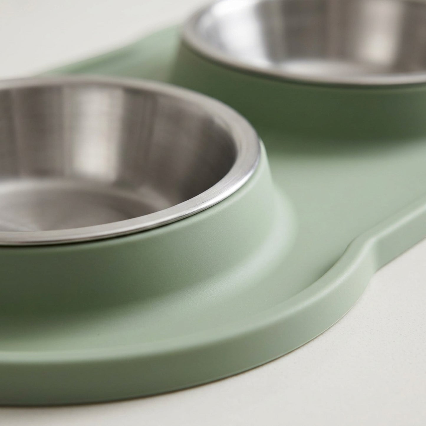 Jkwvd Twinrail Pet Bowl Set Silicone Mat 16 oz Sage - Detail view